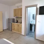 Adrian 4* Ksamil