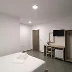 Guest house Adrian Ksamil