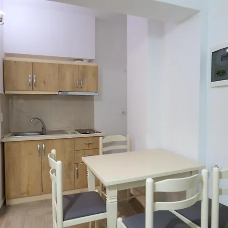Guest house Adrian Ksamil