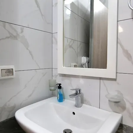 Maison d'hôtes Adrian Ksamil