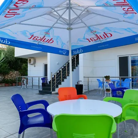 بيت ضيافة Adrian