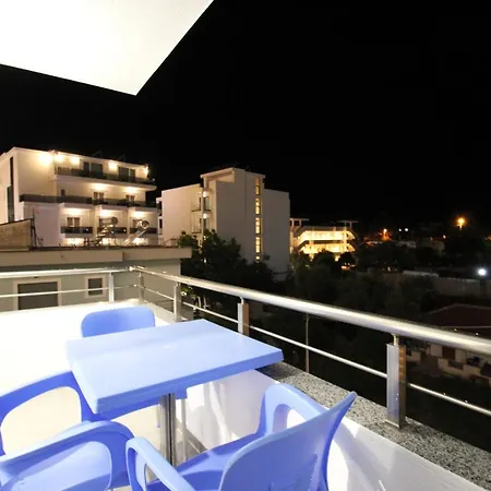 Guest house Adrian Ksamil