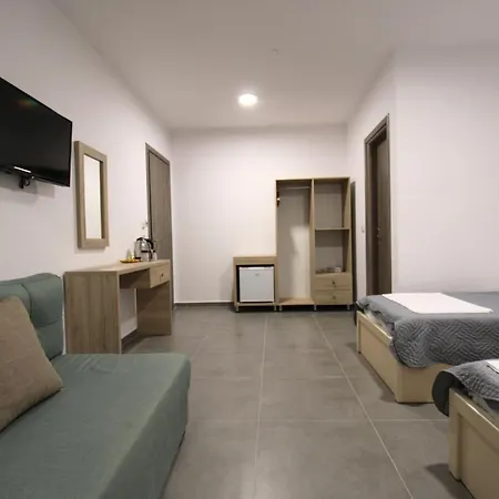 Guest house Adrian Ksamil