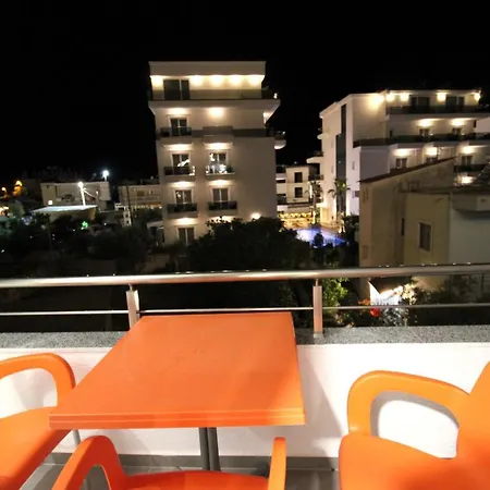 Adrian Guest house *