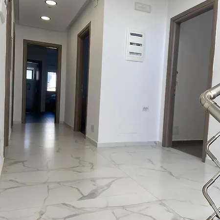 Adrian Guest house Ksamil