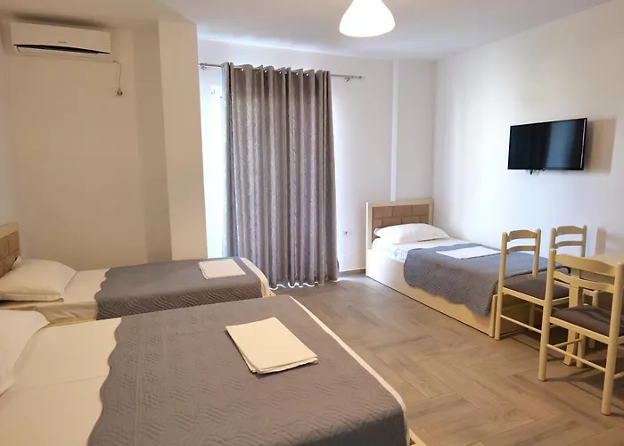 Adrian Gasthuis Ksamil