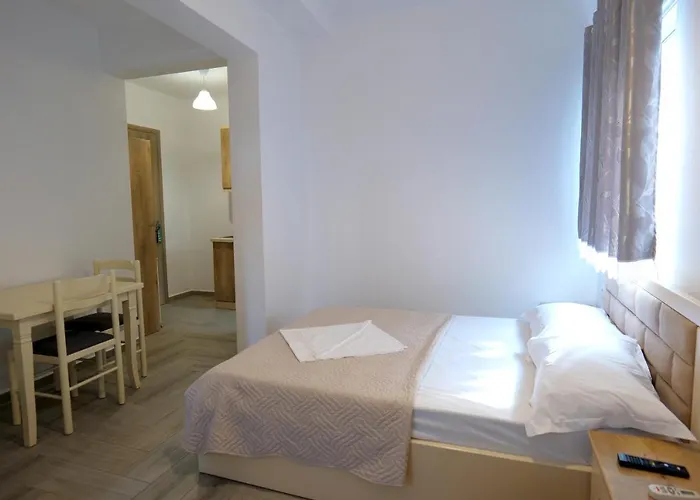 Gasthuis Adrian Ksamil